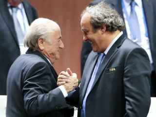 Blatter señala a Platini como culpable del caso FIFA