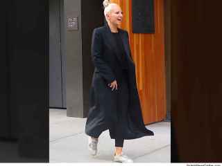 Sia, como una persona normal, de paseo por las calles de Nueva York