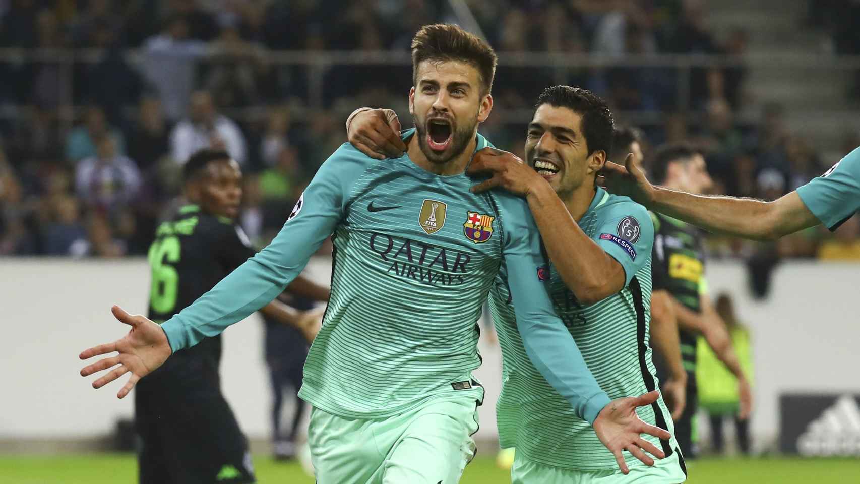 Gerard Piqué celebra el gol que le daría la victoria al Barça. / Reuters